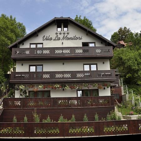 Hotel La Monitori Sinaia Pokoj fotografie
